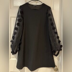 Black Mini Dress Sheer Mesh Sleeves Floral Appliqué Party Cocktail Dress Size M